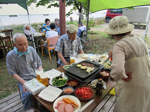 住宅型有料老人ホーム花凪2号館｜事業案内｜特定非営利活動法人 在宅生活支援サービスホーム 花凪｜札幌市｜認知症ケア・訪問介護